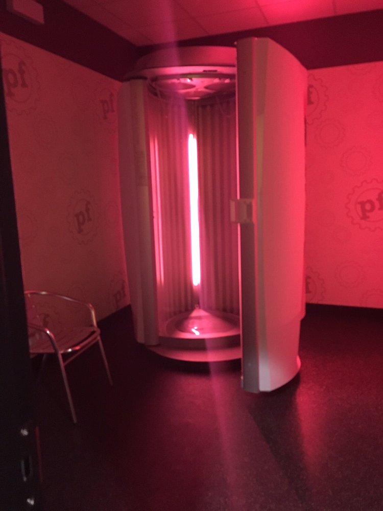 planet fitness sauna pod